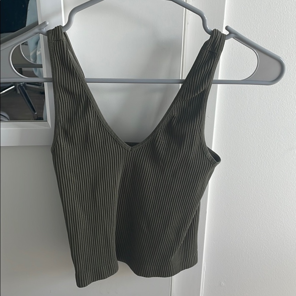 NikiBiki crop top